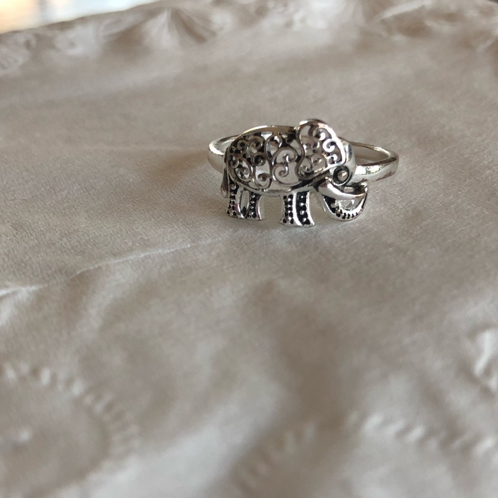 Full body Elephant Ring with Swirls